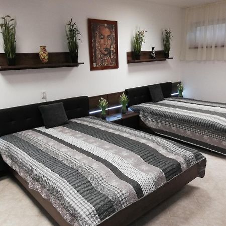 Budapest Wigwam 140 M2 Екстериор снимка