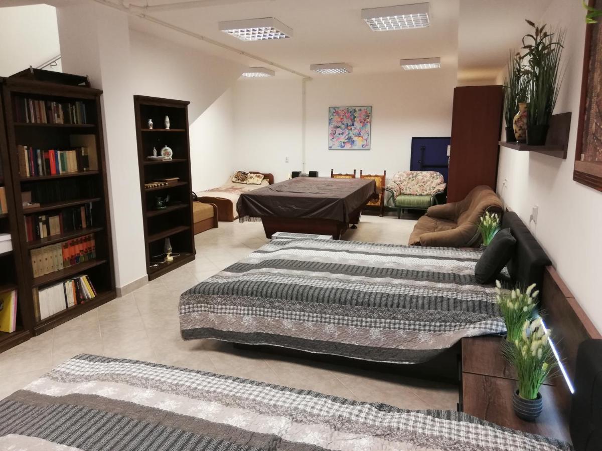 Budapest Wigwam 140 M2 Екстериор снимка